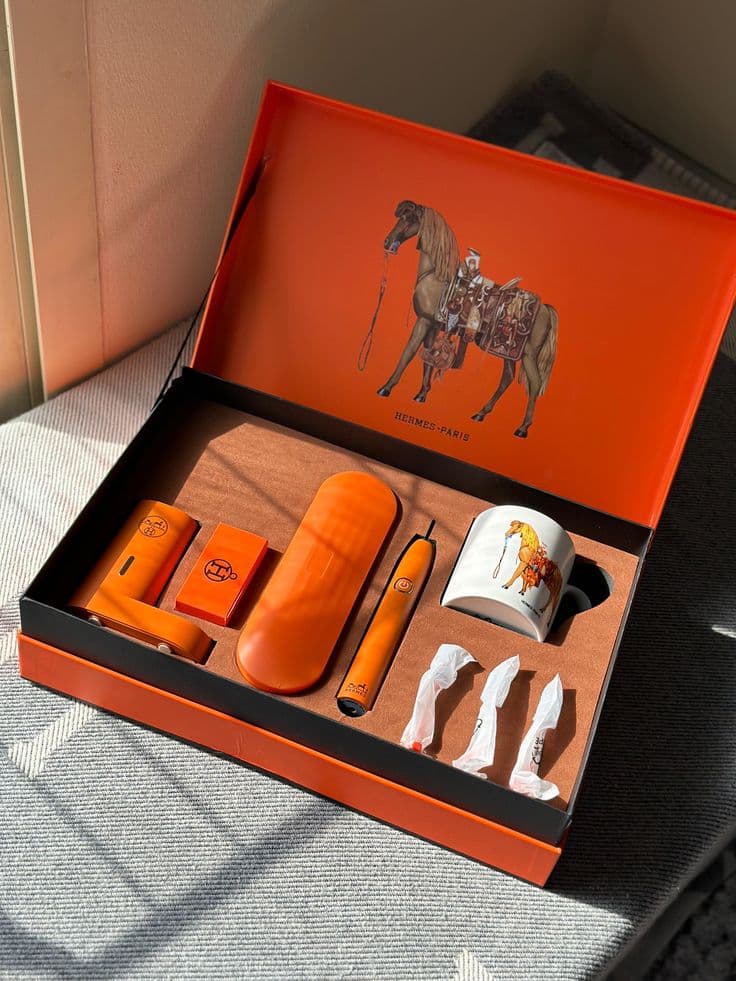 Luxury Perfume Boxes: 15 Houses, 15 Signature Crafts
